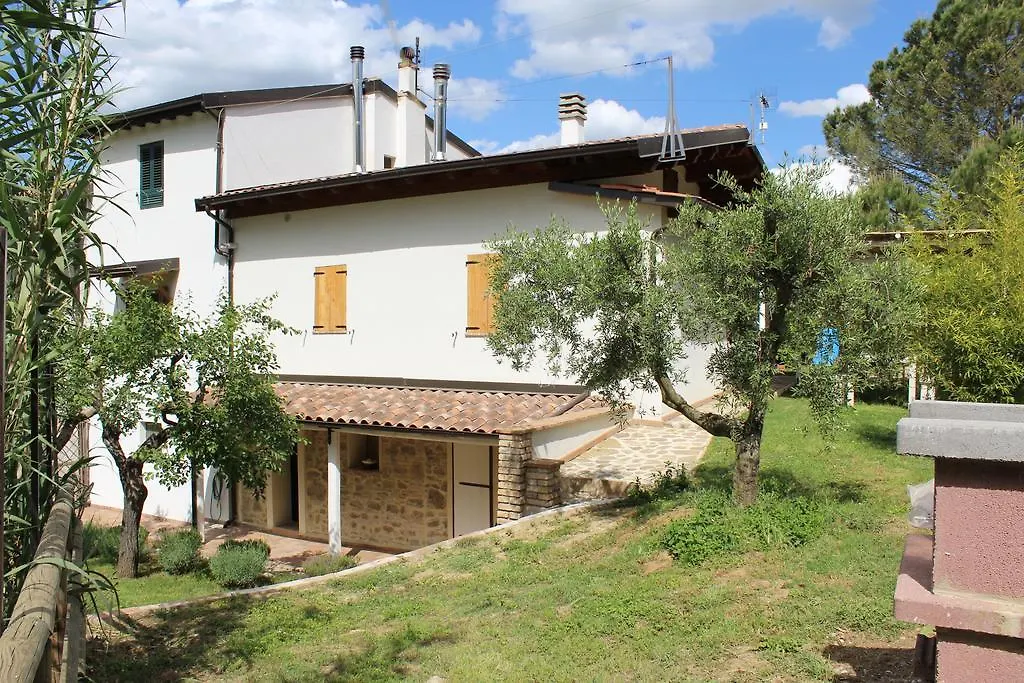 Radici House Villa Torgiano